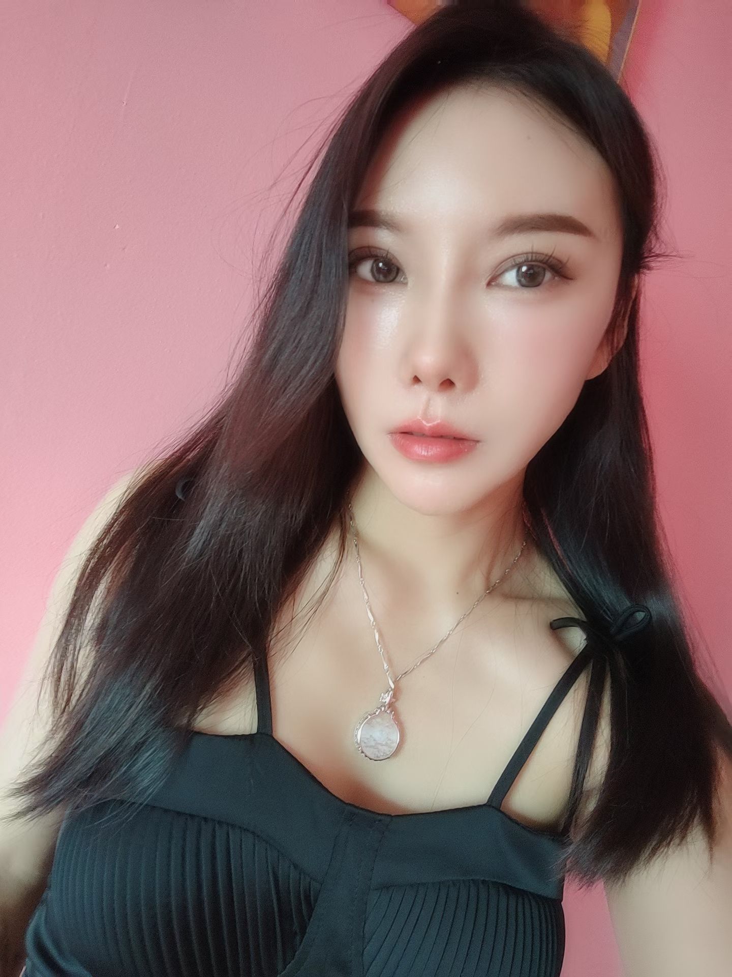 昆山性感美女一枚