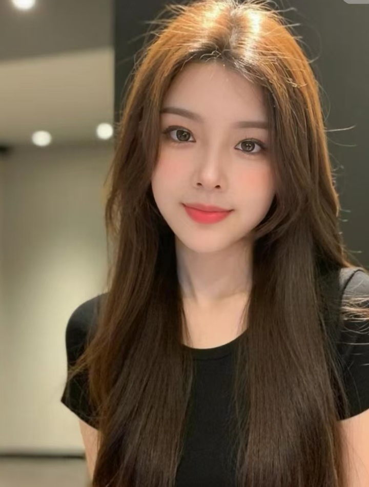 美艳性感辣妹电电