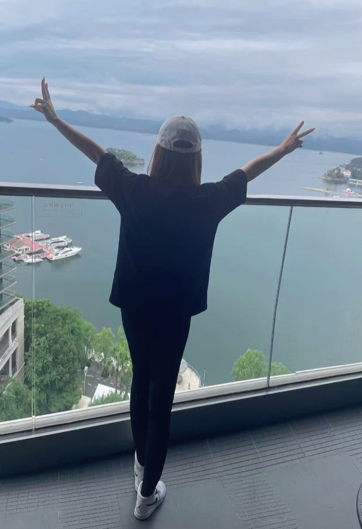 杨浦兼职小姐姐