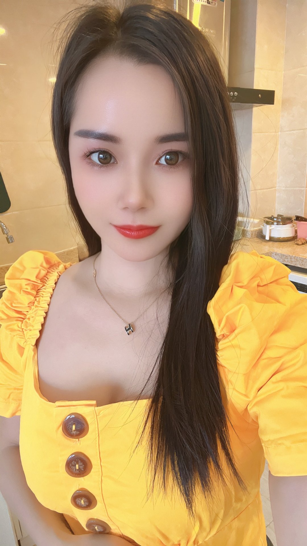 身材匀称没有赘肉 佛山禅城-糖宝