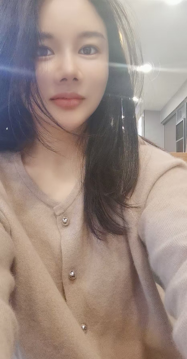 兼职辣妹超甜小布丁