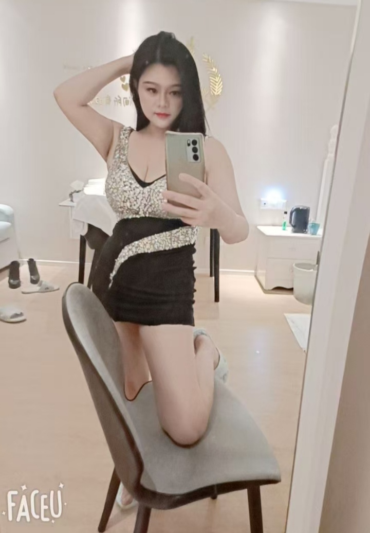 丰润小少妇蜜桃可后花园