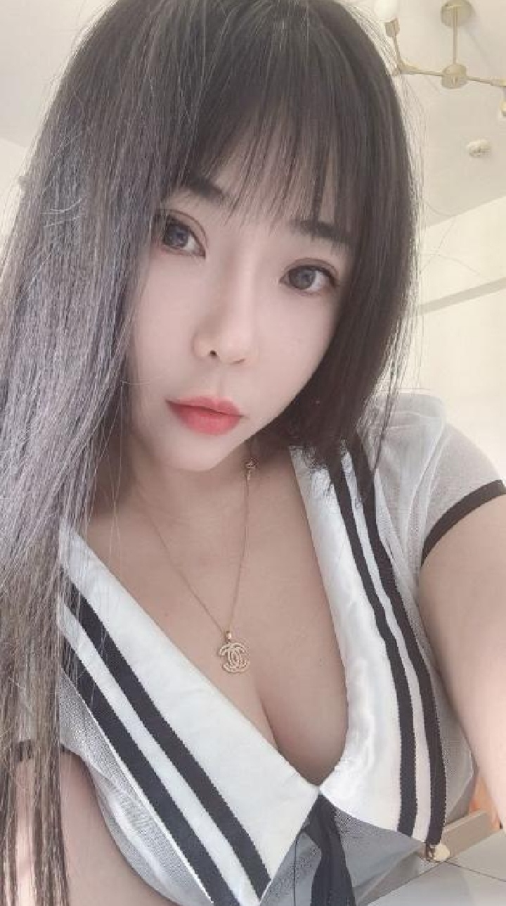 武进美乳轻熟女夏夏