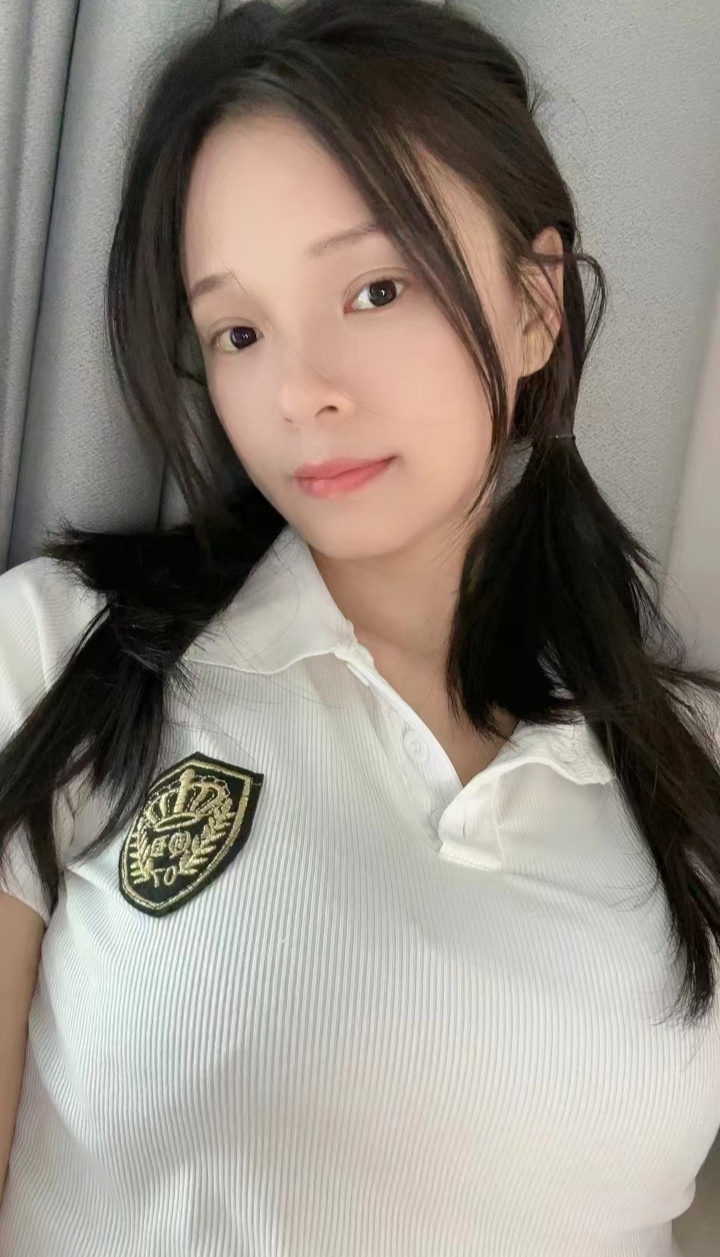 包河白嫩小女友雅婷