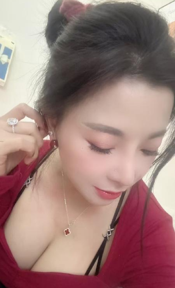 包河美乳御姐梦妮