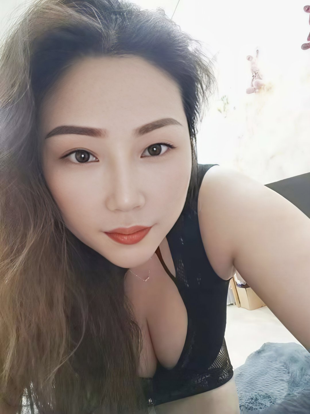 大亚湾丰满少妇