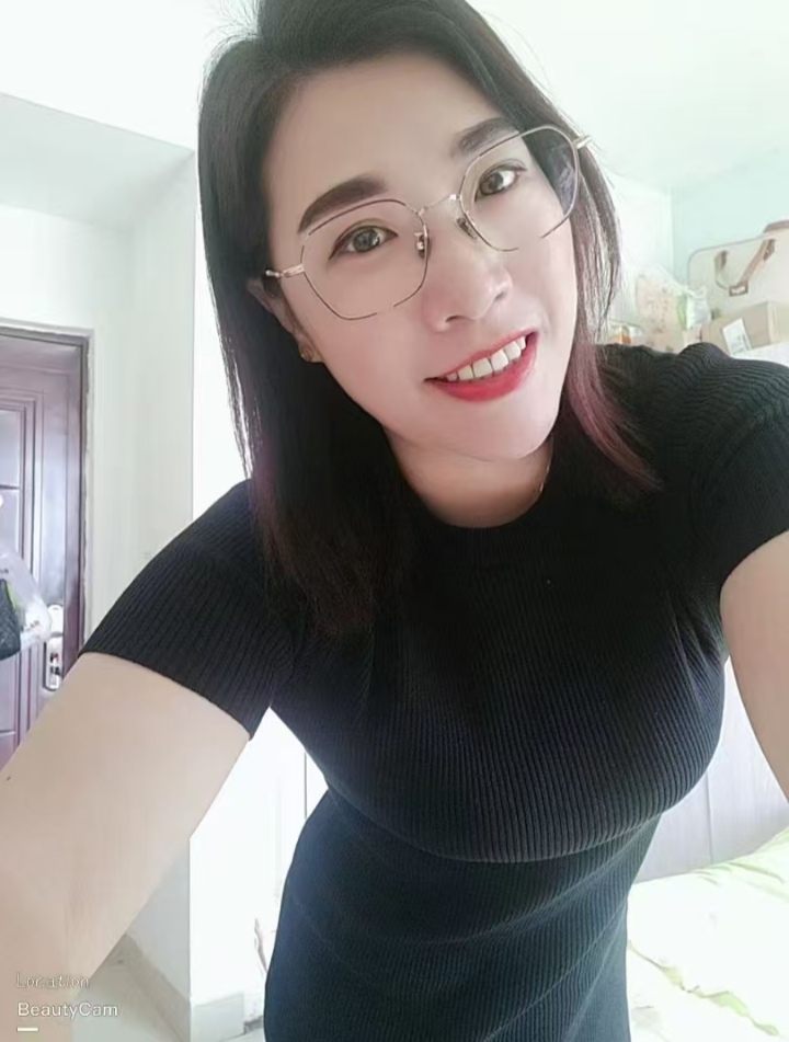 湖里丰润眼镜少妇鑫鑫