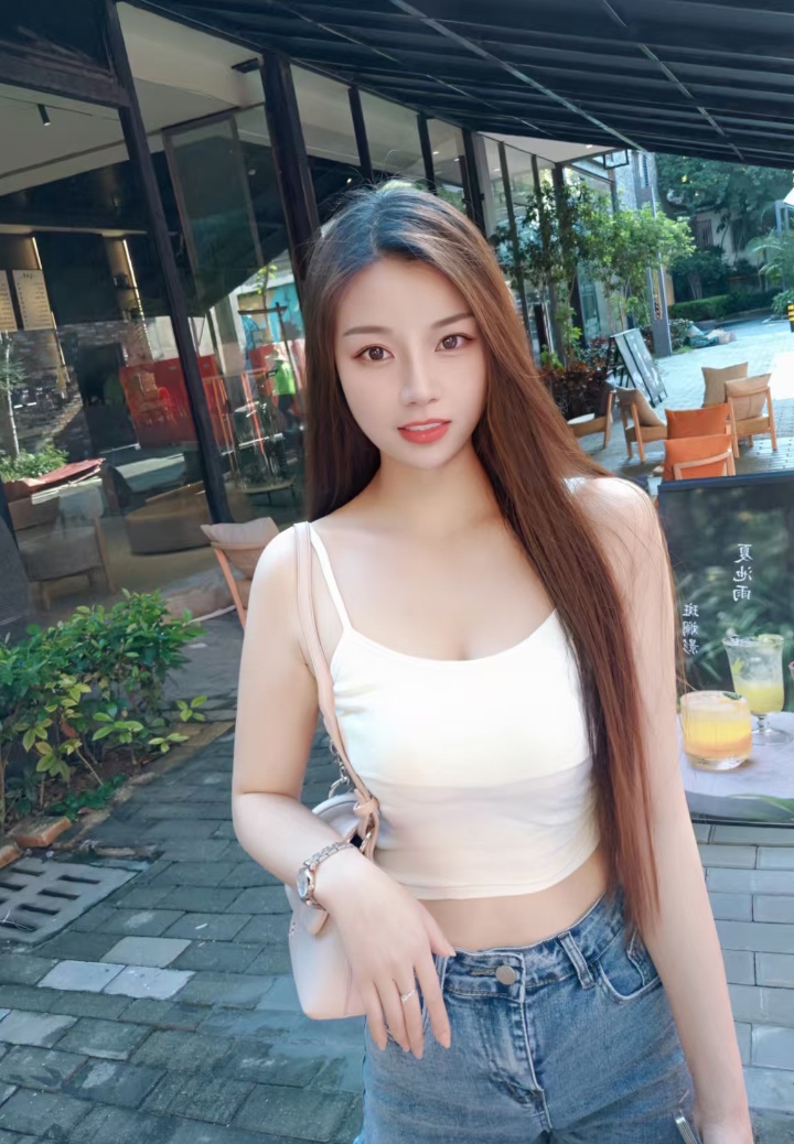 霞山白嫩兼职美妞晴睇