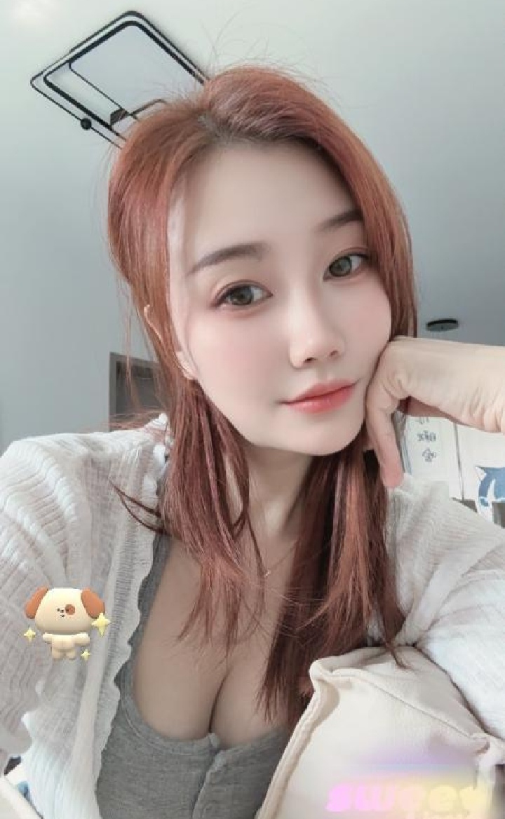 再刷大奶御姐橙子