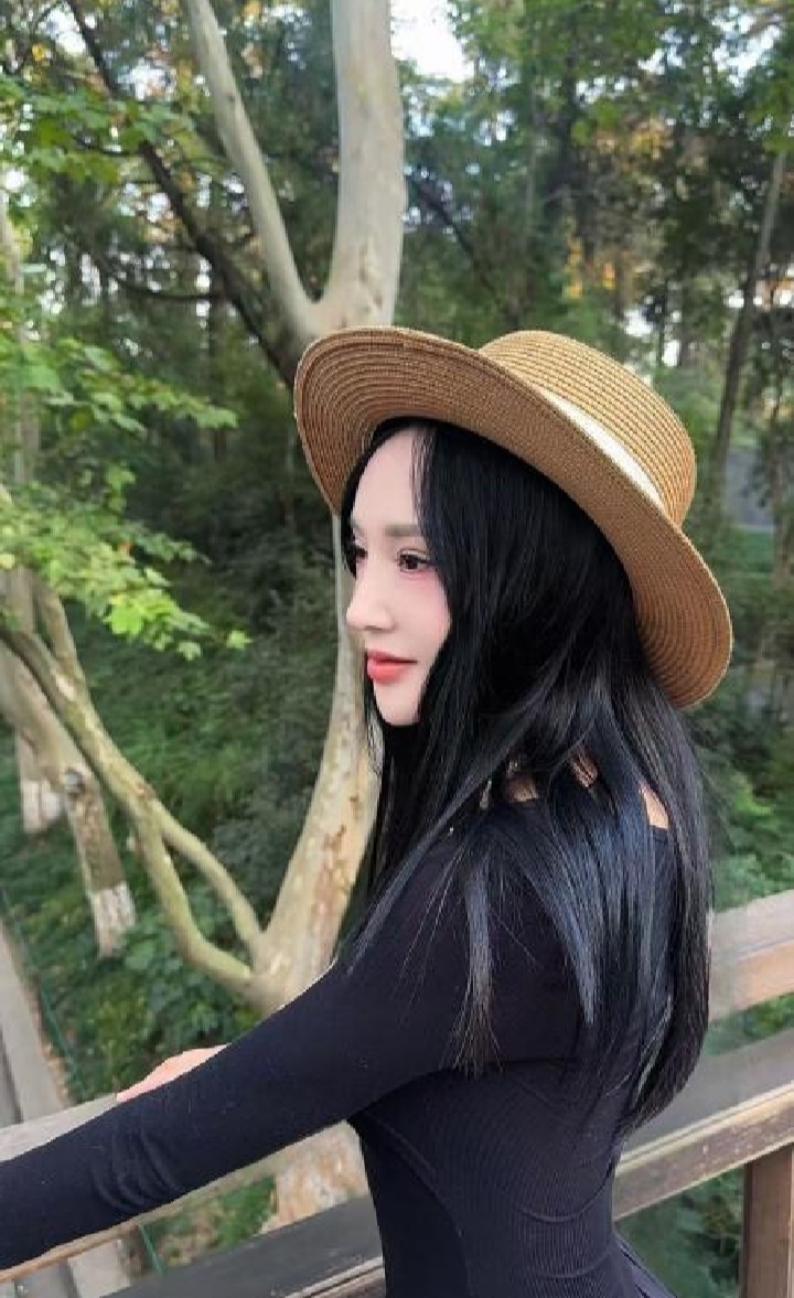 秦淮邻家御姐的诱惑