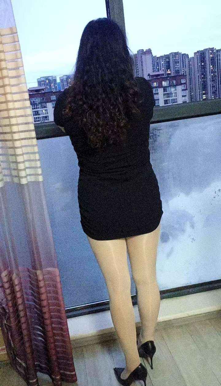 华阳肉欲少妇含羞草