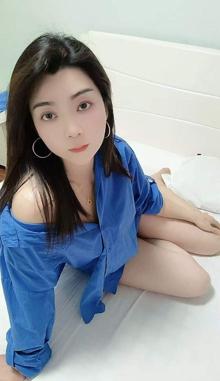 白嫩御姐系小狐狸