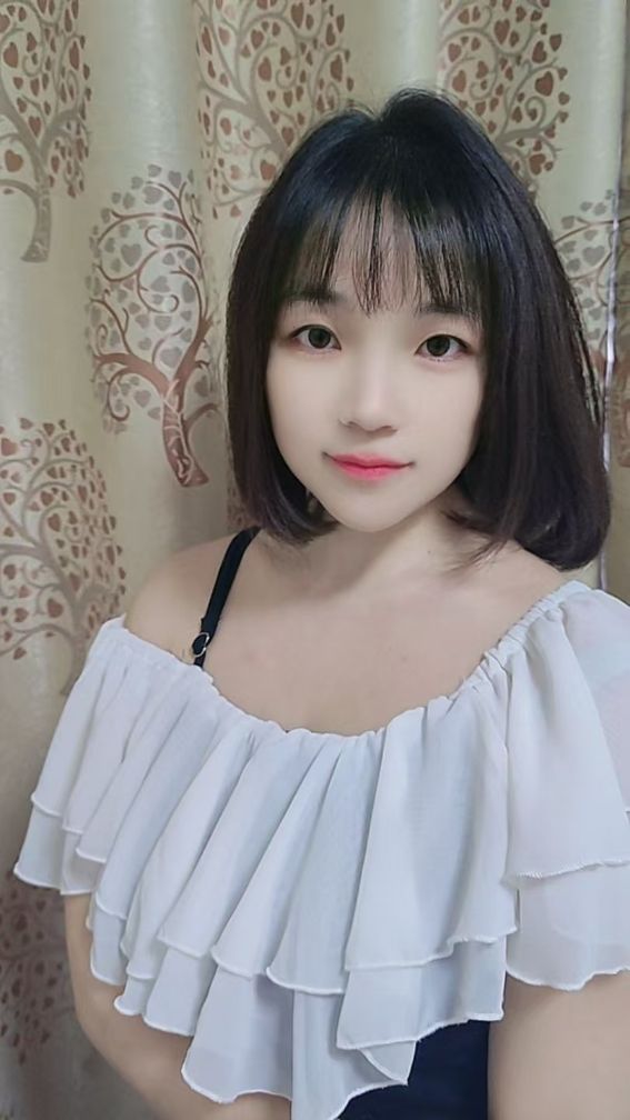 高新气质丰满梦瑶