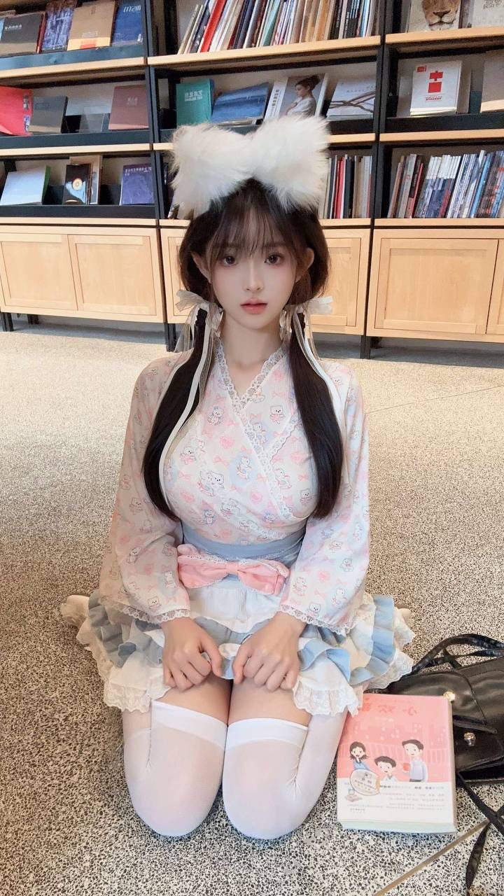 萝莉jk女仆听话