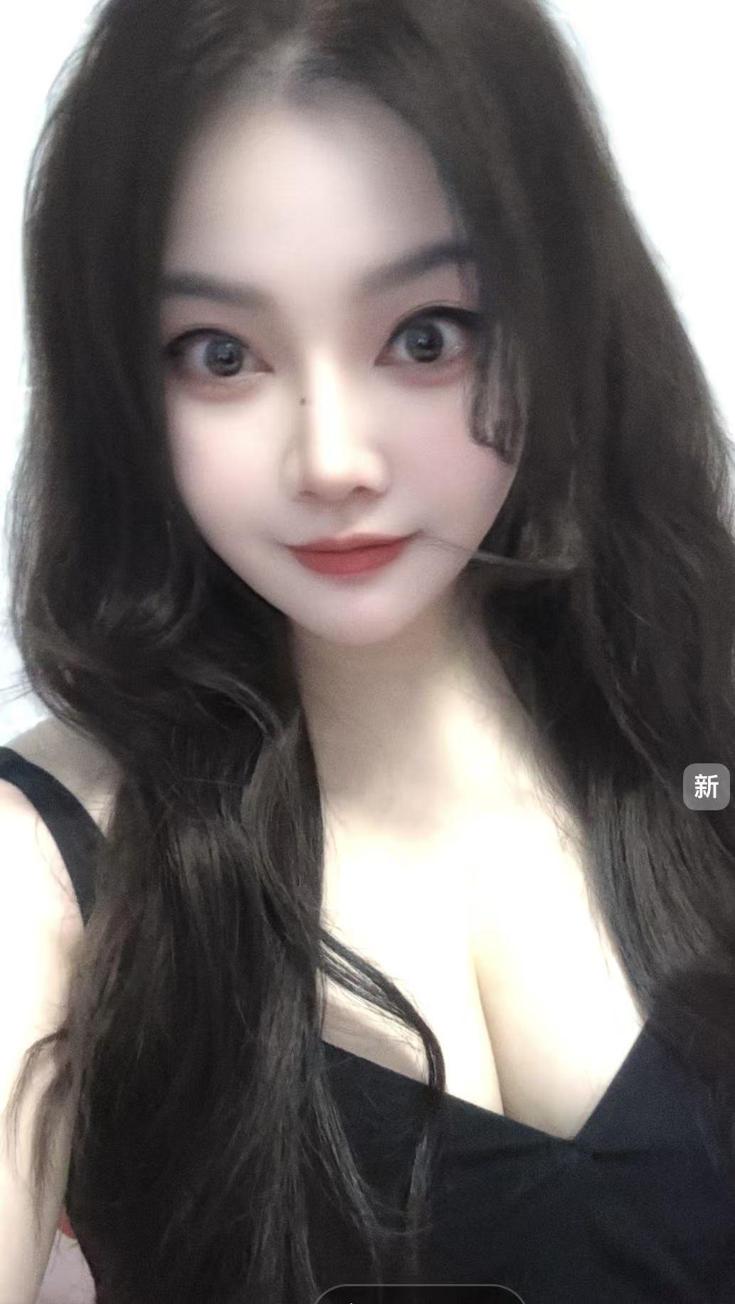 白云东平小公举 微胖型 年龄不大 很紧 技术也到位