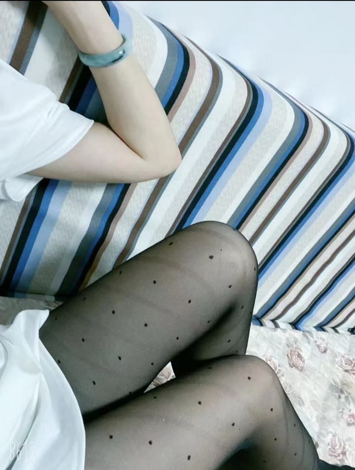 大港热辣美妞微微