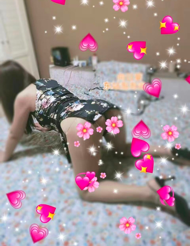 东站情趣欲女向日葵