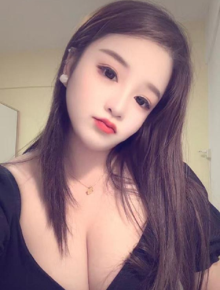 天河爆乳辣妹小桃子