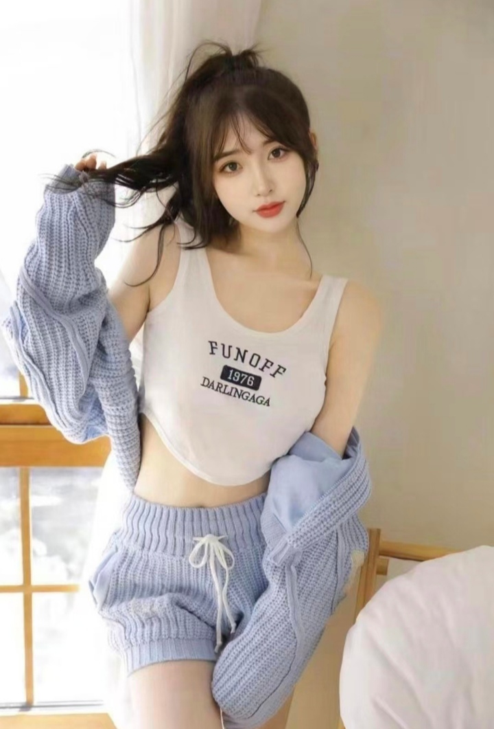 海洲白嫩小欲女