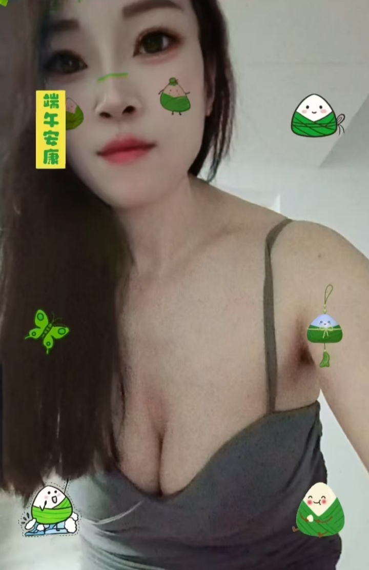 风情小少妇霓裳晚歌