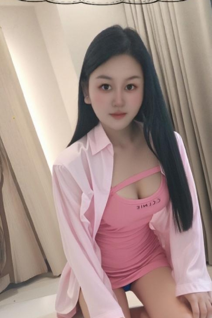 轻熟美臀御姐艾米