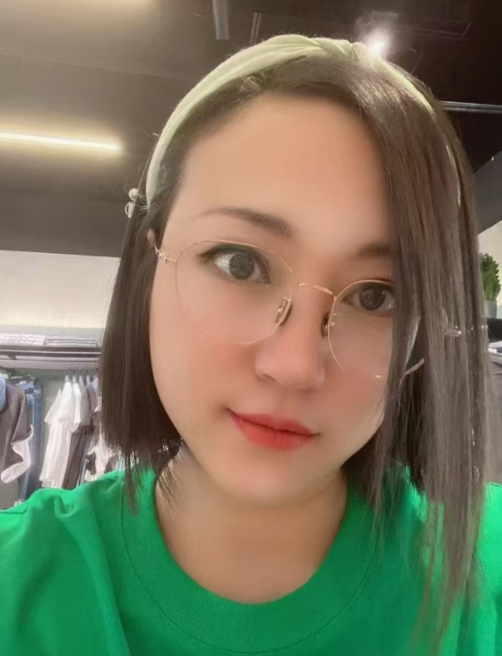 七里河丰乳小少妇柒柒