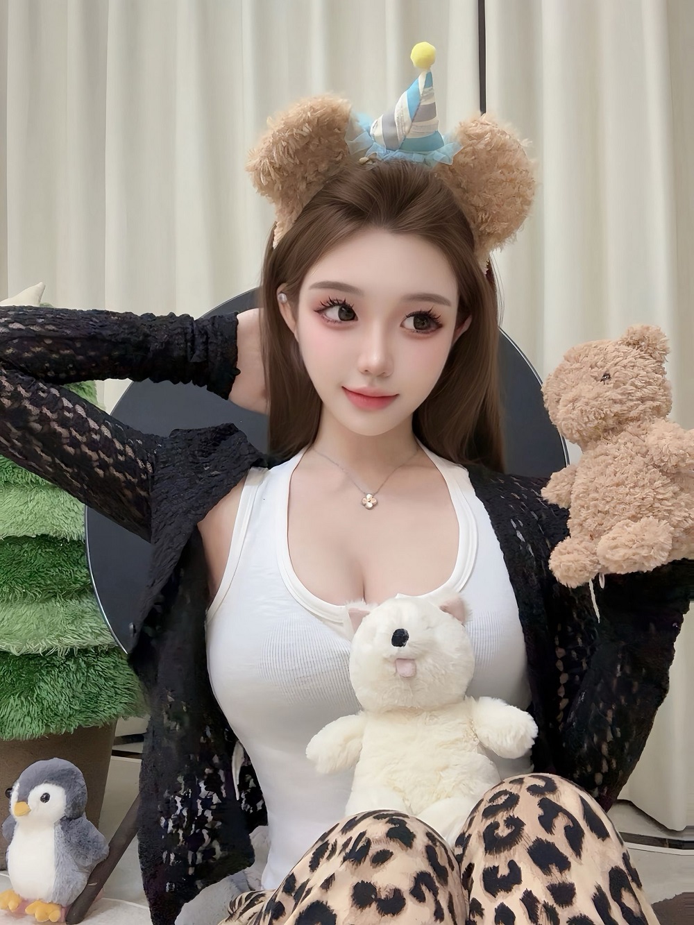 天河潭村小小 20岁 高颜值 初来广州 望君满意