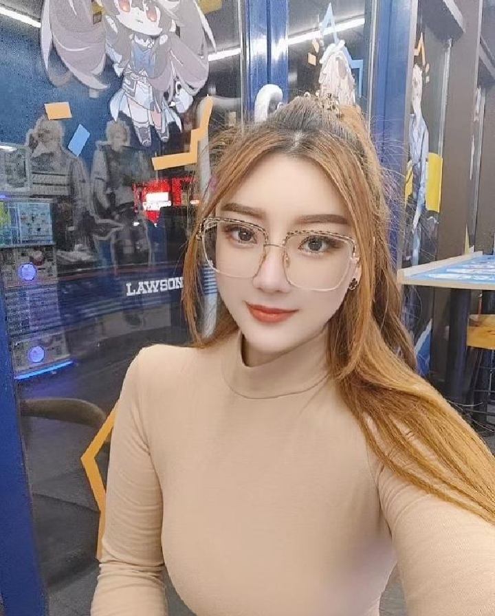 江宁宝藏辣妹青宝