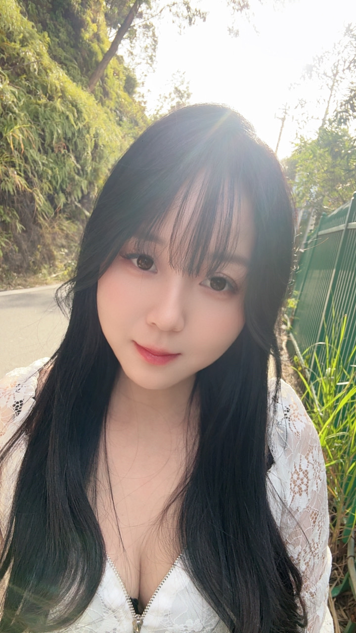 美丽大方的小熙