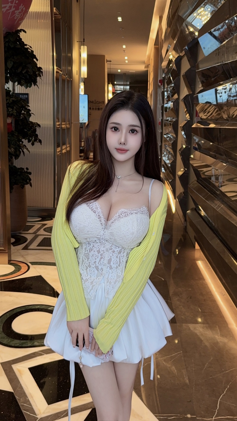 广州越秀区江湾新城 成都妹儿 短期兼直 美杨杨