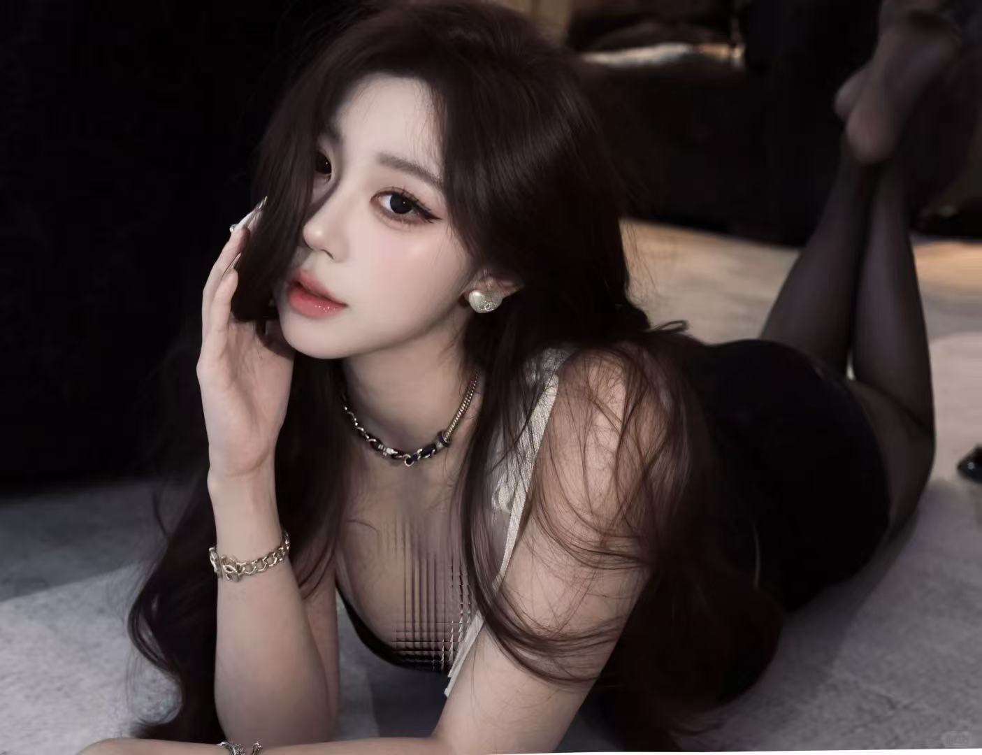 御姐风轻熟女，身材霸道，奶子雪白，服务到位