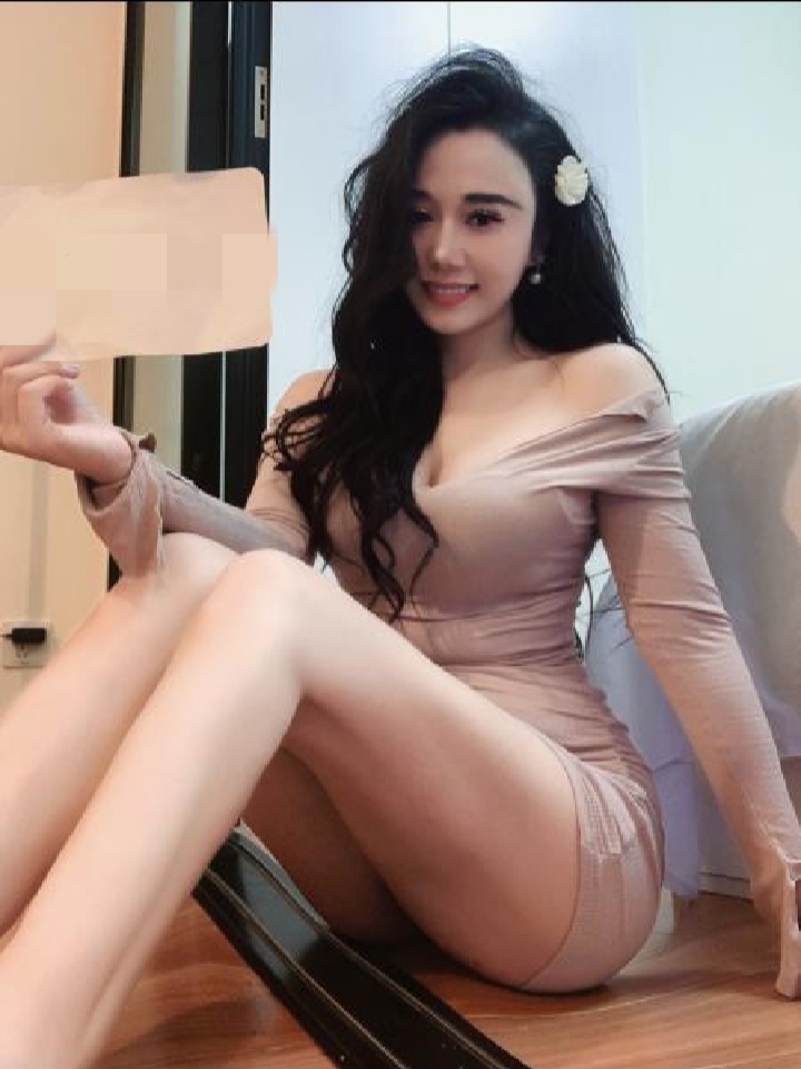 情趣美艳大波妹