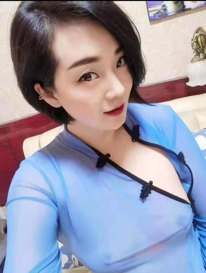 纯欲服务系姐姐婉柔