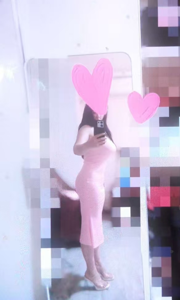 丰乳肥臀欲女少妇红儿