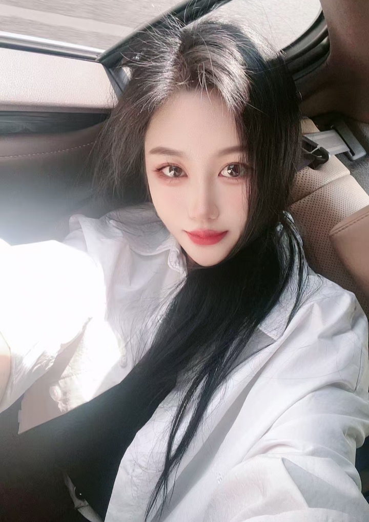 和平白嫩小女友洋洋