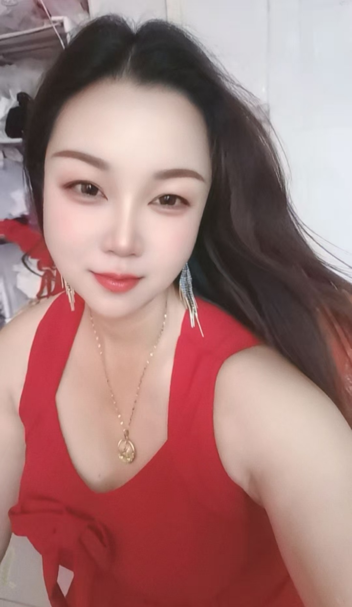 东升轻熟女大奶紫依