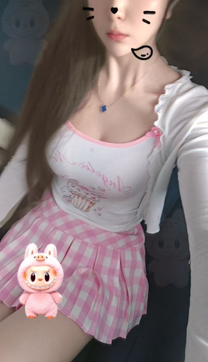 哺乳期宝妈青青