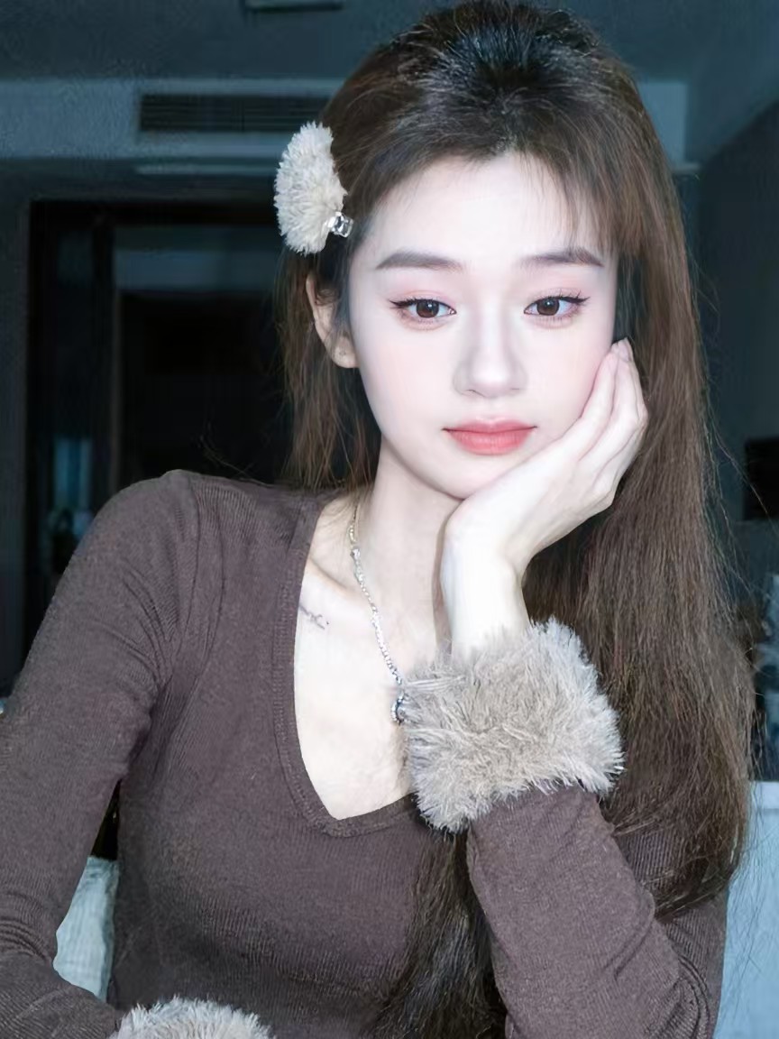 吴江甜甜20岁人美声甜