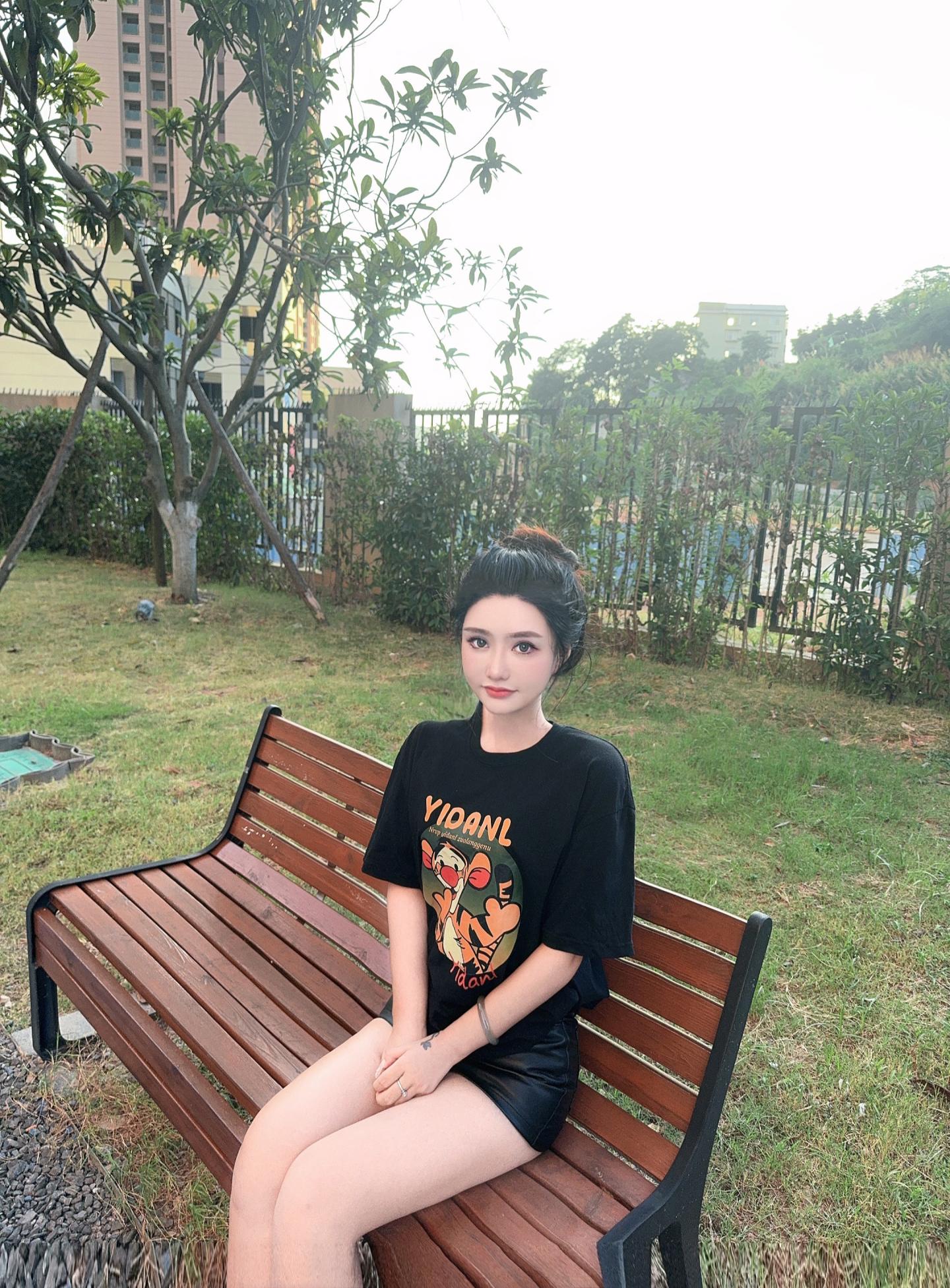 学妹御姐，自带公寓