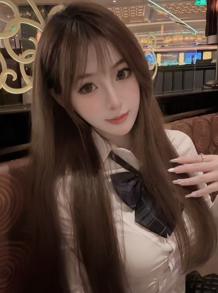 武昌美乳嫩妹小辣椒