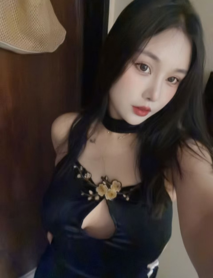 马群魅惑辣妹奈奈