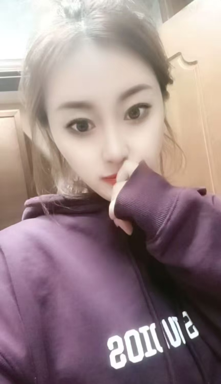 道里美乳辣妹小雪