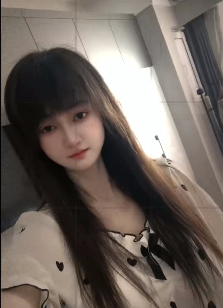 服务系小姐姐七七