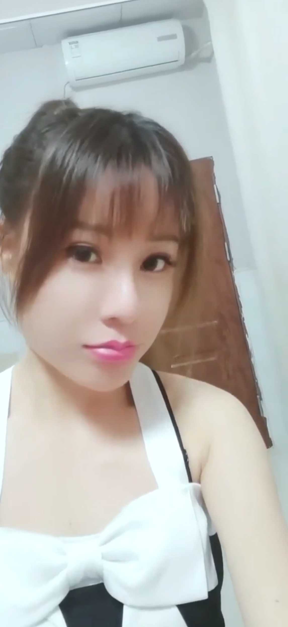 白云小米 大长腿 腿比我命长 快餐两百起 高性价比