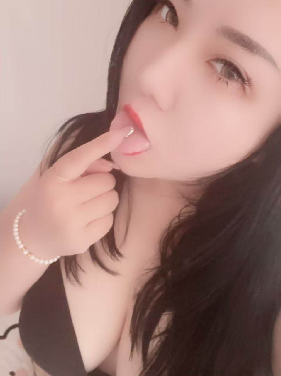 大庆年轻微胖老妹，爱聊天活好