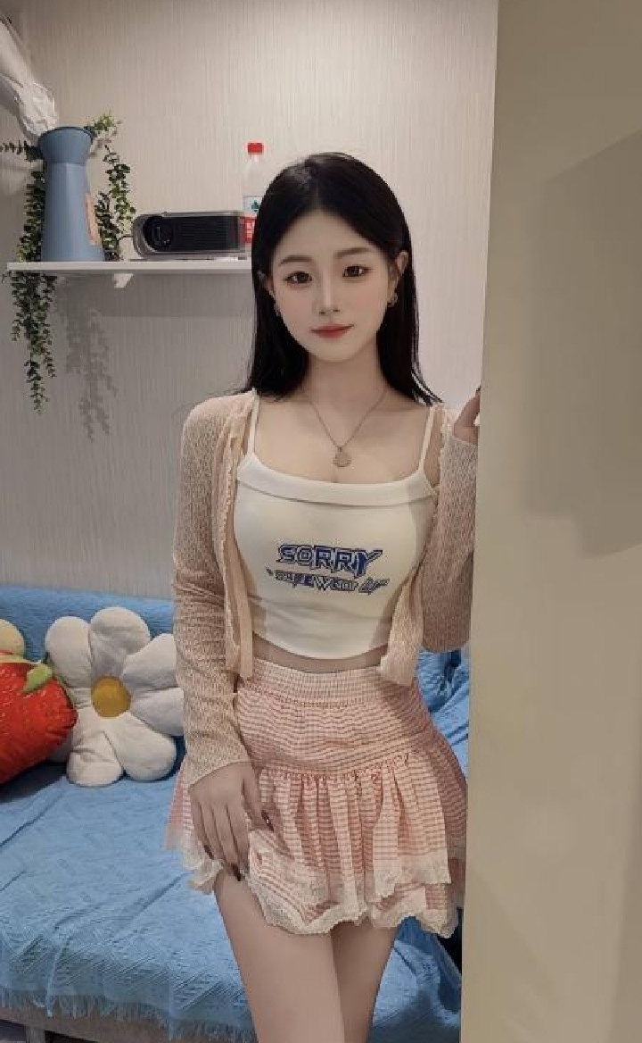 极品纯欲嫩妹玫瑰