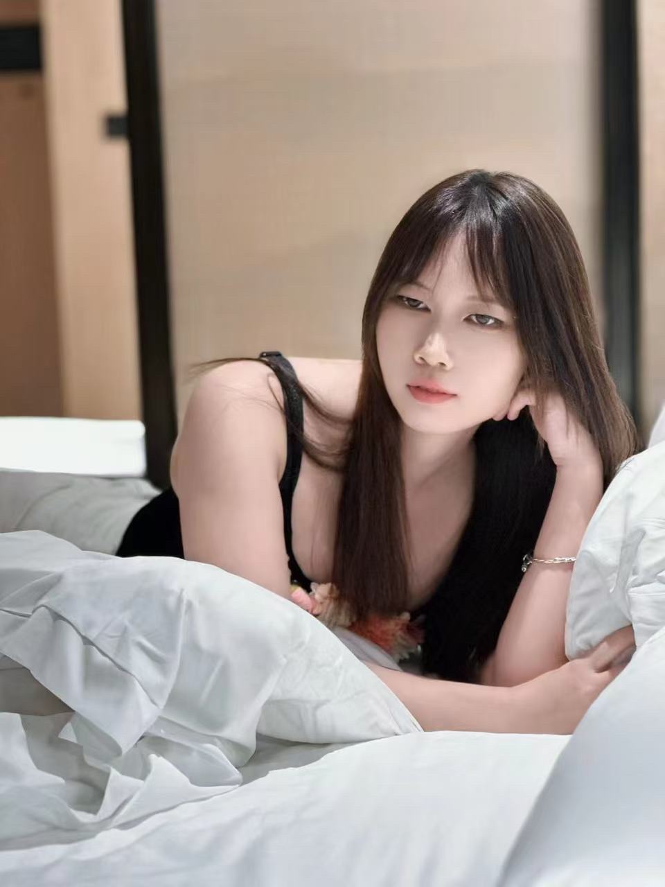 白云永泰可可 丰满嫩妹 能文能武 粉嫩诱人