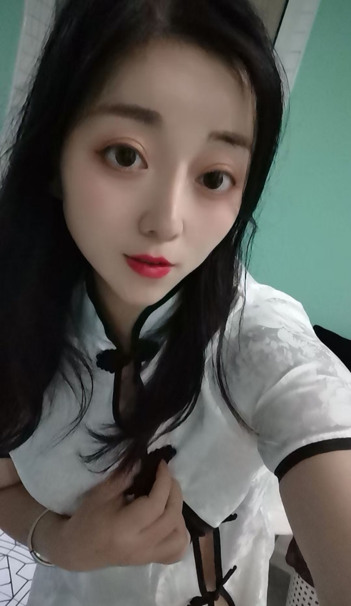 情趣辣妹薇儿可后花园