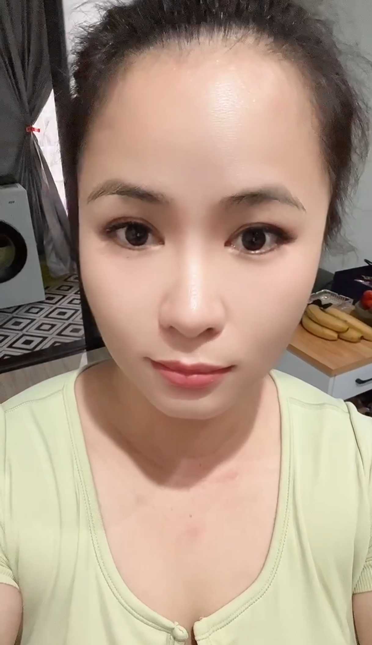 天河客运站 韵味御姐 前凸后翘 少妇蓝心