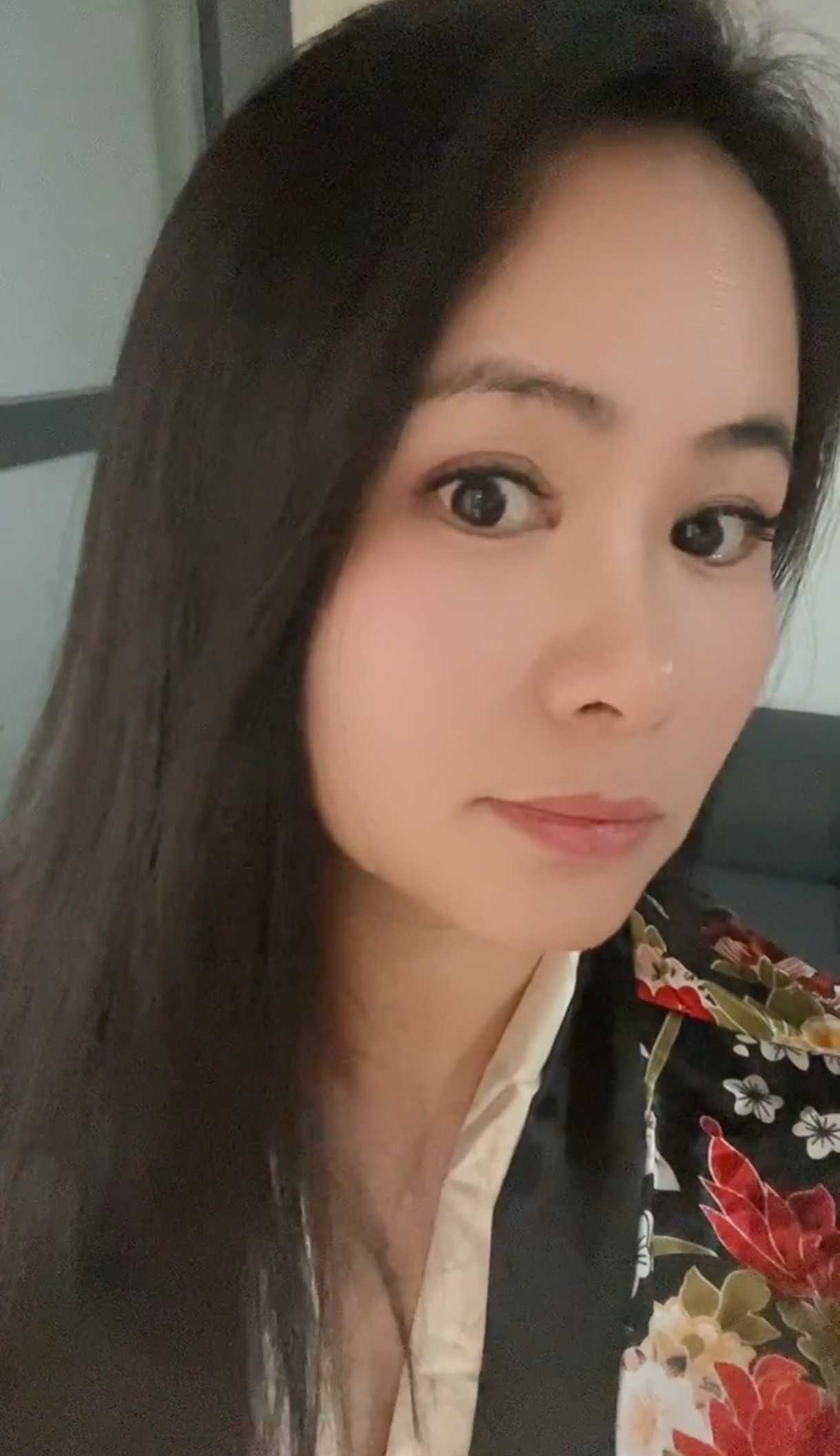 天河客运站 韵味御姐 前凸后翘 少妇蓝心